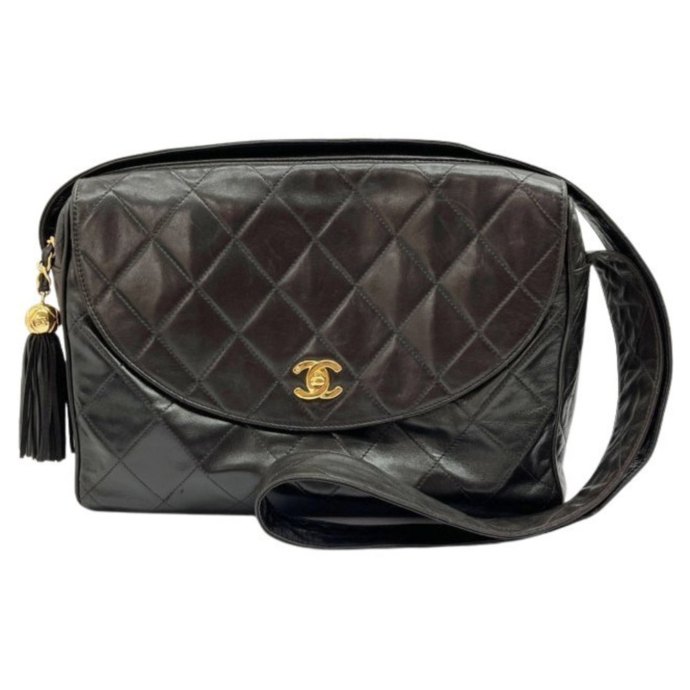 CHANEL Matelasse shoulder bag fringe black